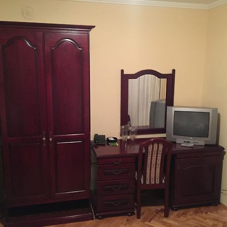 Bed & Breakfast Karavan Raska Bilik gambar