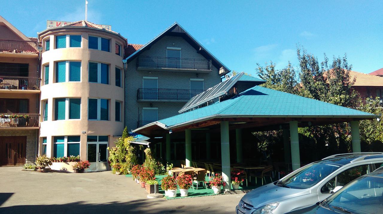 Bed & Breakfast Karavan Raska Luaran gambar
