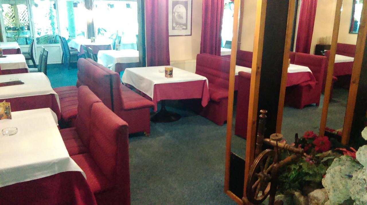 Bed & Breakfast Karavan Raska Luaran gambar