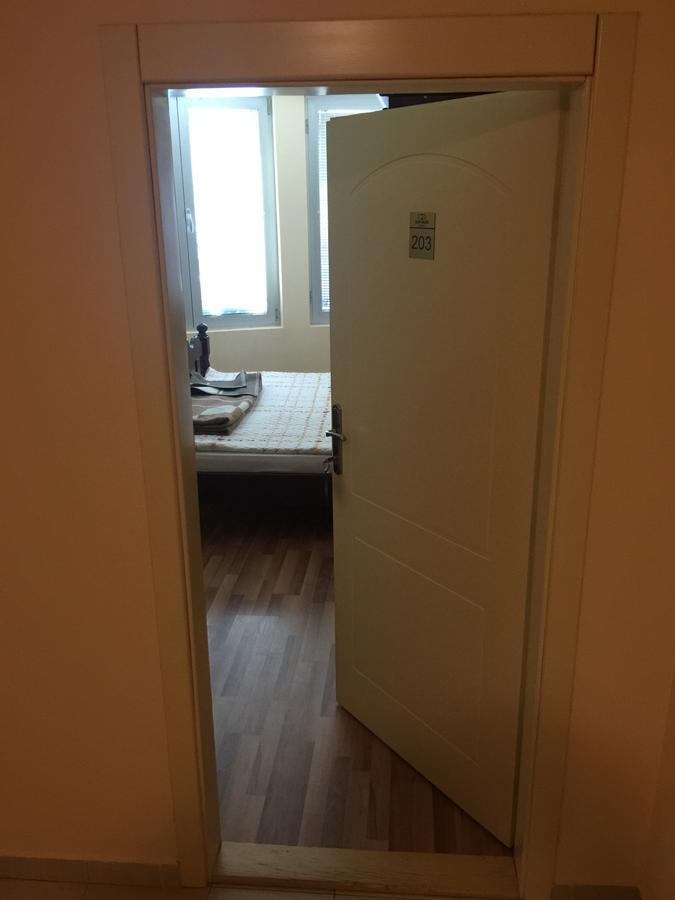 Bed & Breakfast Karavan Raska Luaran gambar