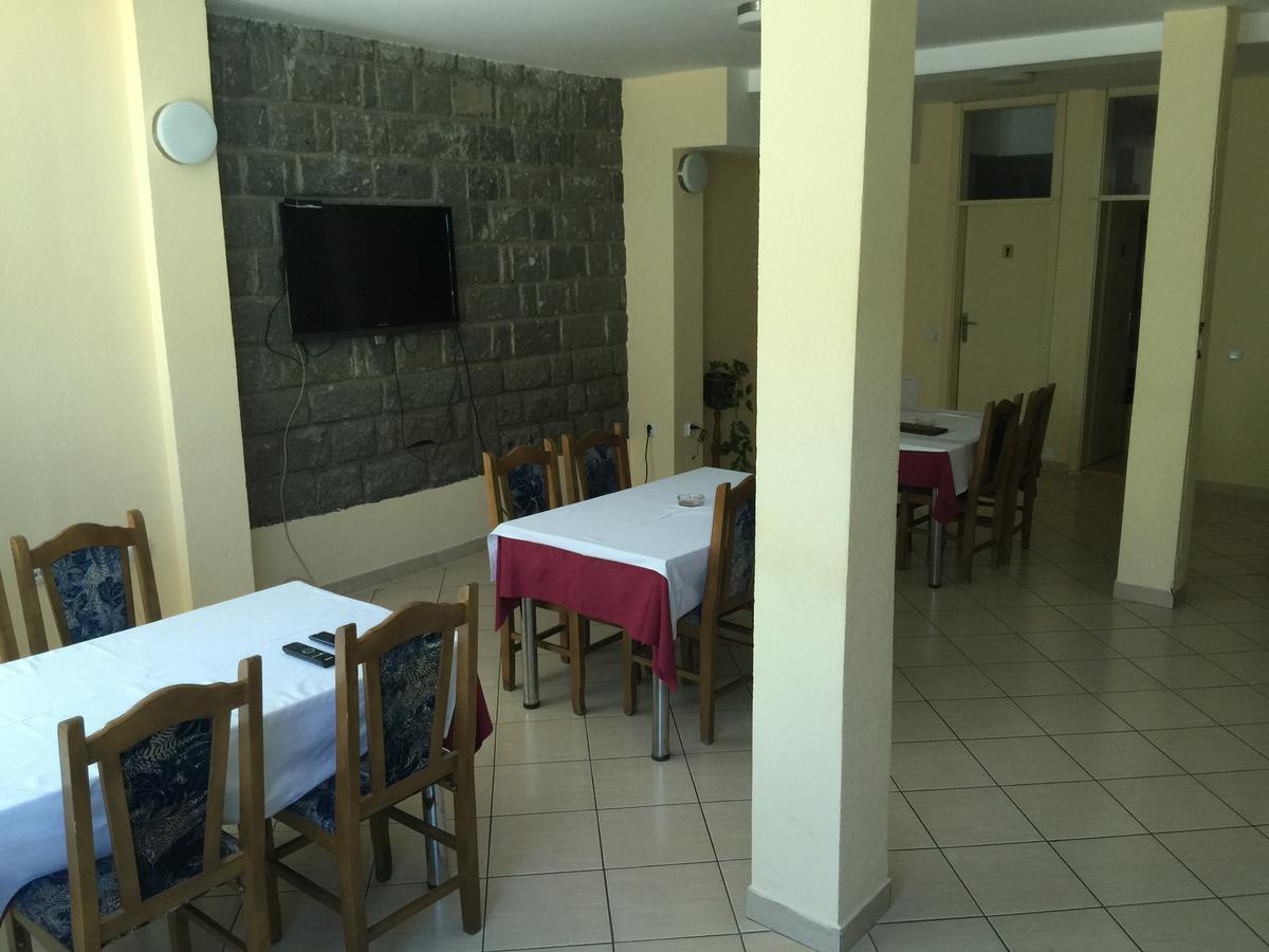 Bed & Breakfast Karavan Raska Luaran gambar