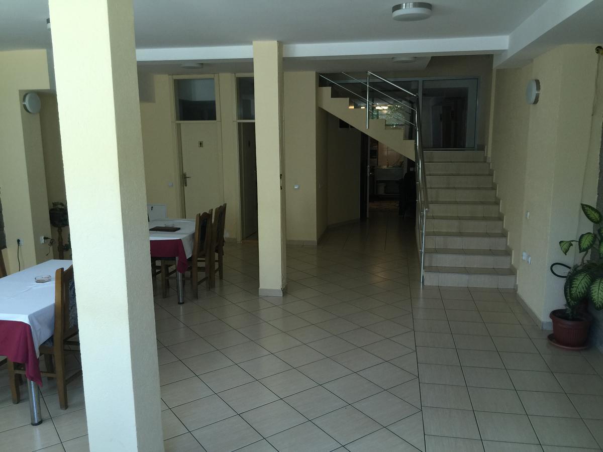 Bed & Breakfast Karavan Raska Luaran gambar