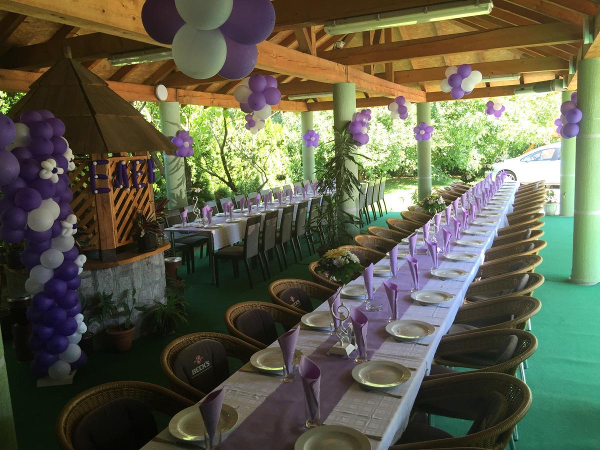 Bed & Breakfast Karavan Raska Luaran gambar