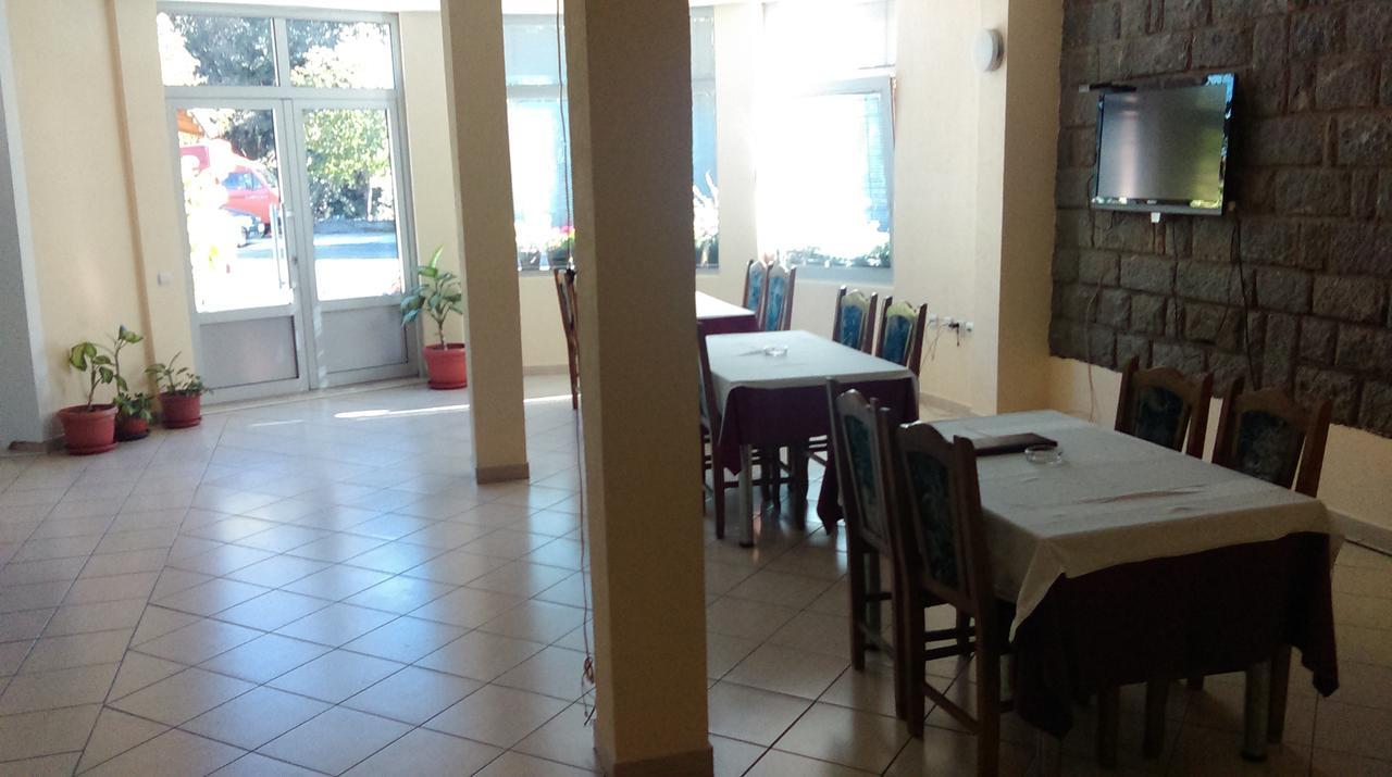 Bed & Breakfast Karavan Raska Luaran gambar