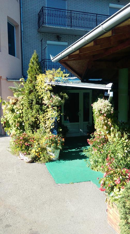Bed & Breakfast Karavan Raska Luaran gambar