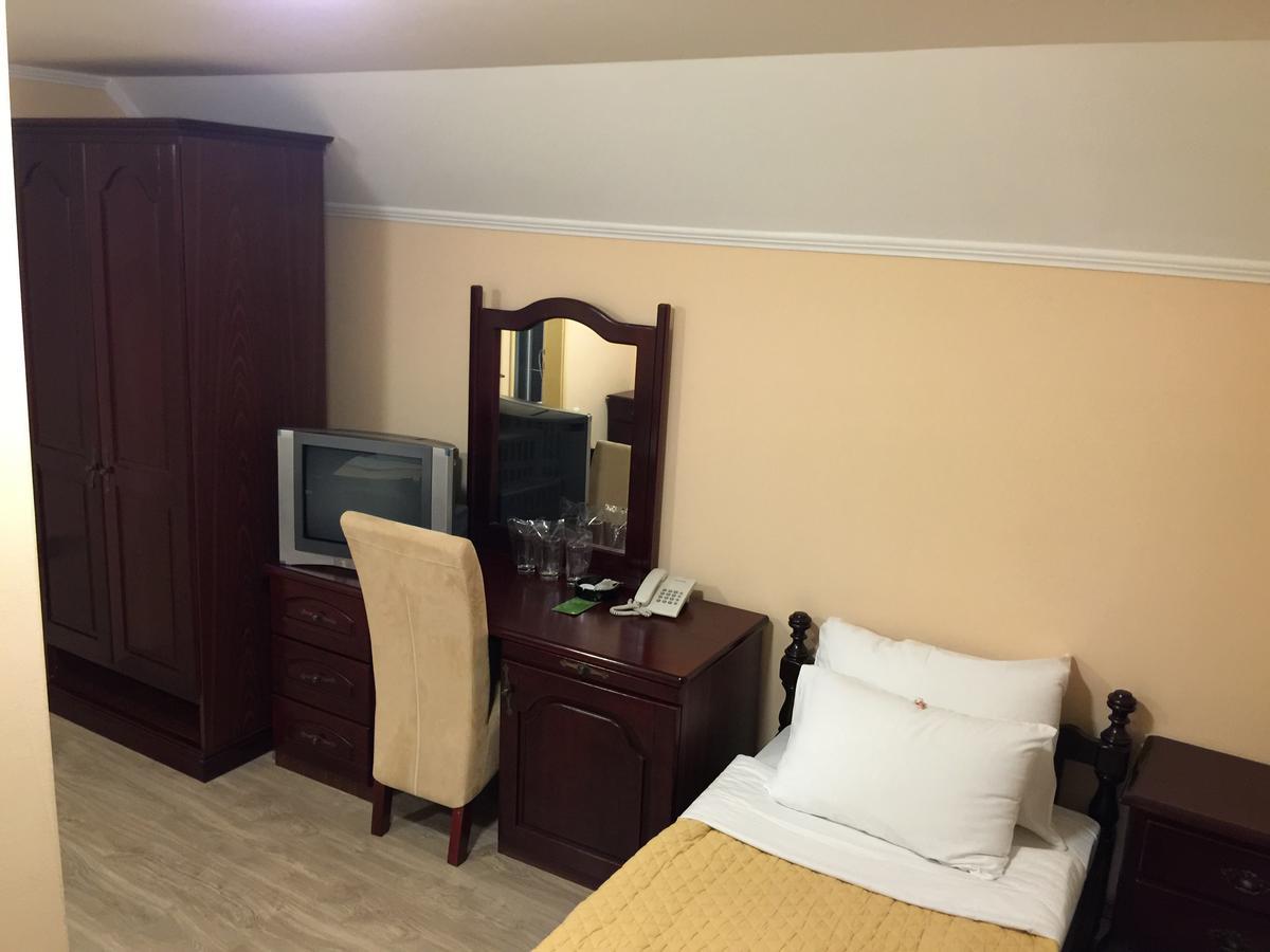 Bed & Breakfast Karavan Raska Luaran gambar